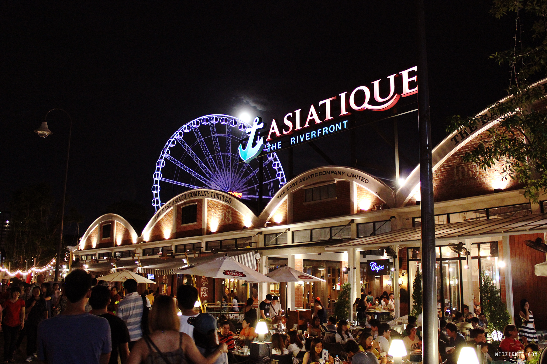 Asiatique Shopping Under The Stars Bangkok Shopping Guide Mitzie Mee