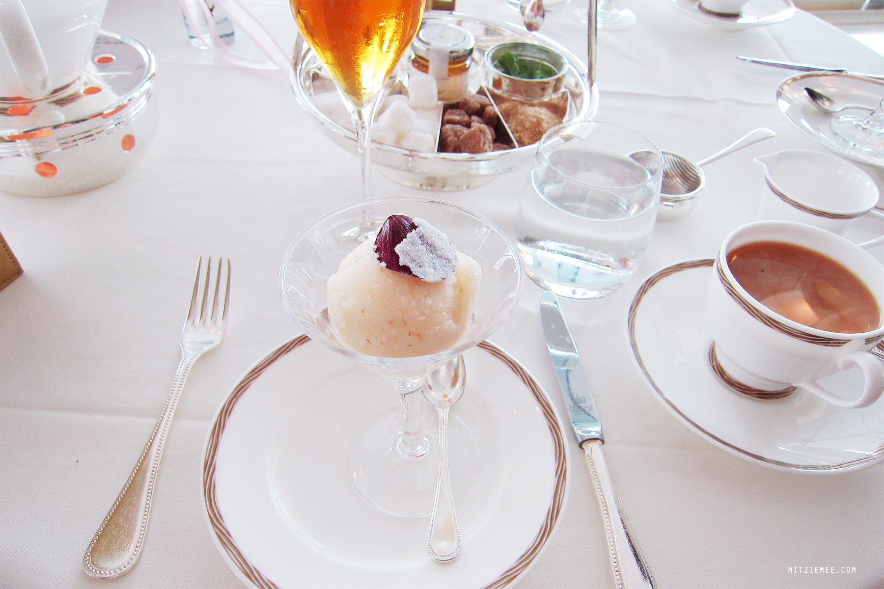 Sahn Eddar, afternoon tea at Burj Al Arab, Dubai
