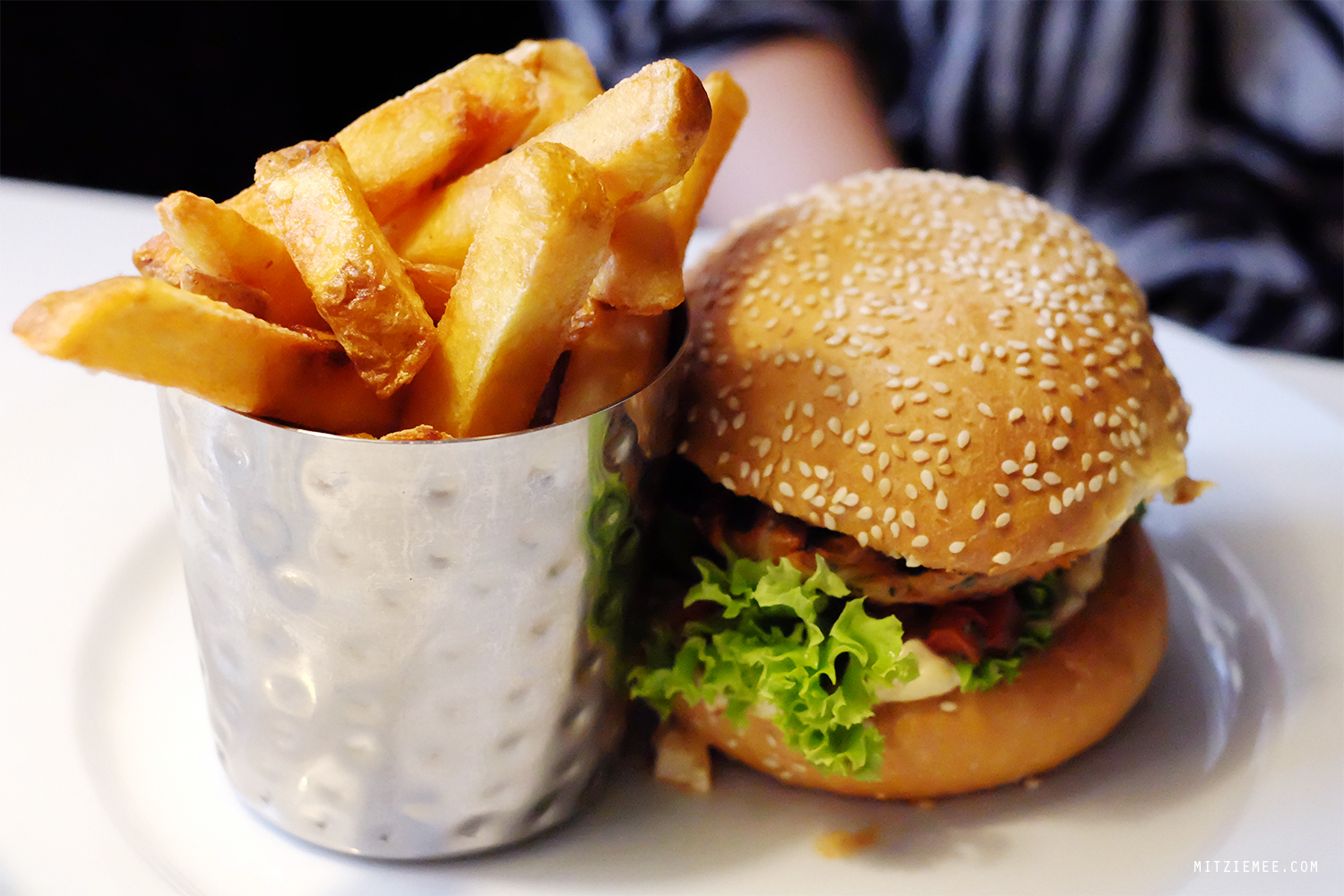 Great Burgers at Greasy Spoon Copenhagen Blog Mitzie Mee