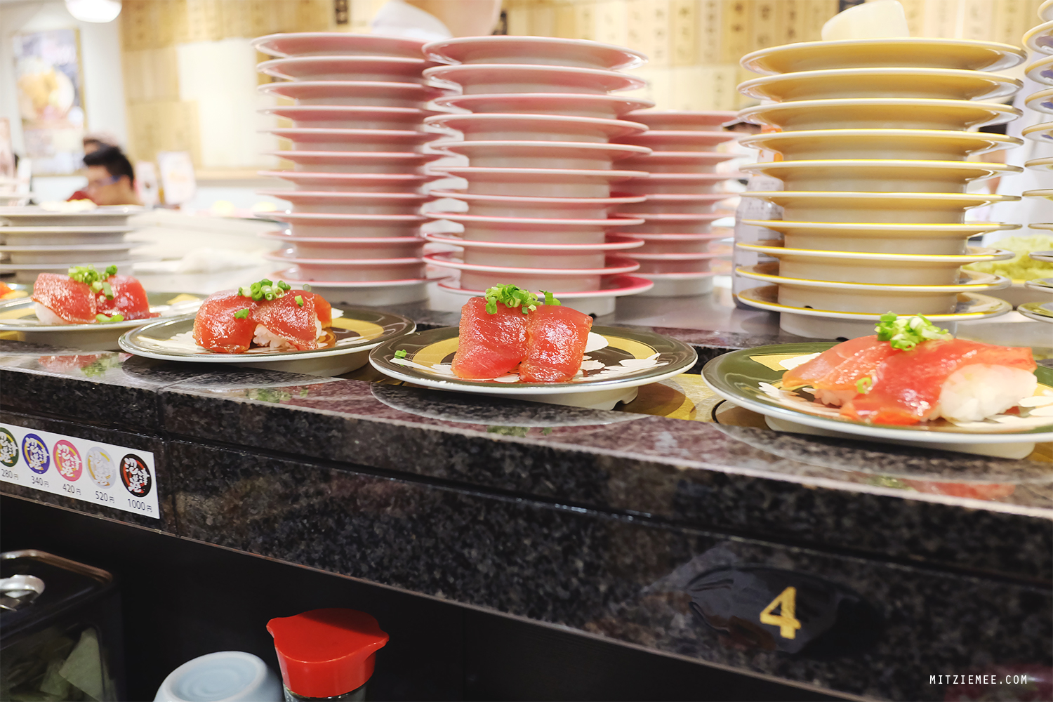 Numazuko, kaiten sushi in Tokyo