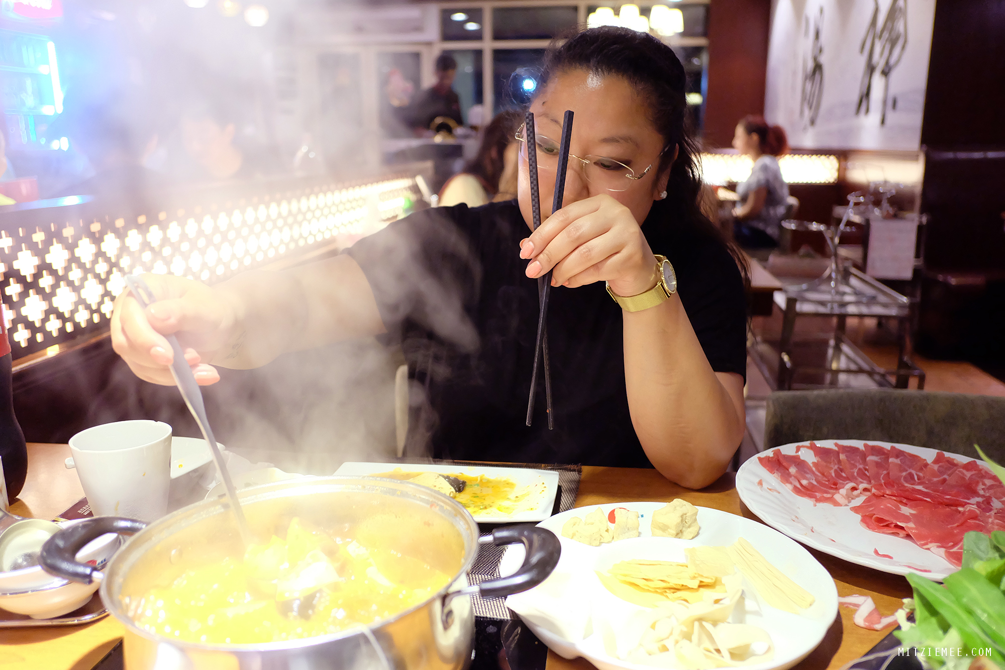 Chinese Restaurants In Dubai Where To Go For Food For Some Reason A Lot Of You Want To Know Where Find Good Chinese Food In Dubai And Lucky Has Great Selection Restaurants